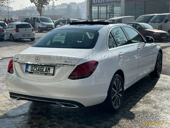 Mercedes - Benz C C 200 Exclusive Image 4